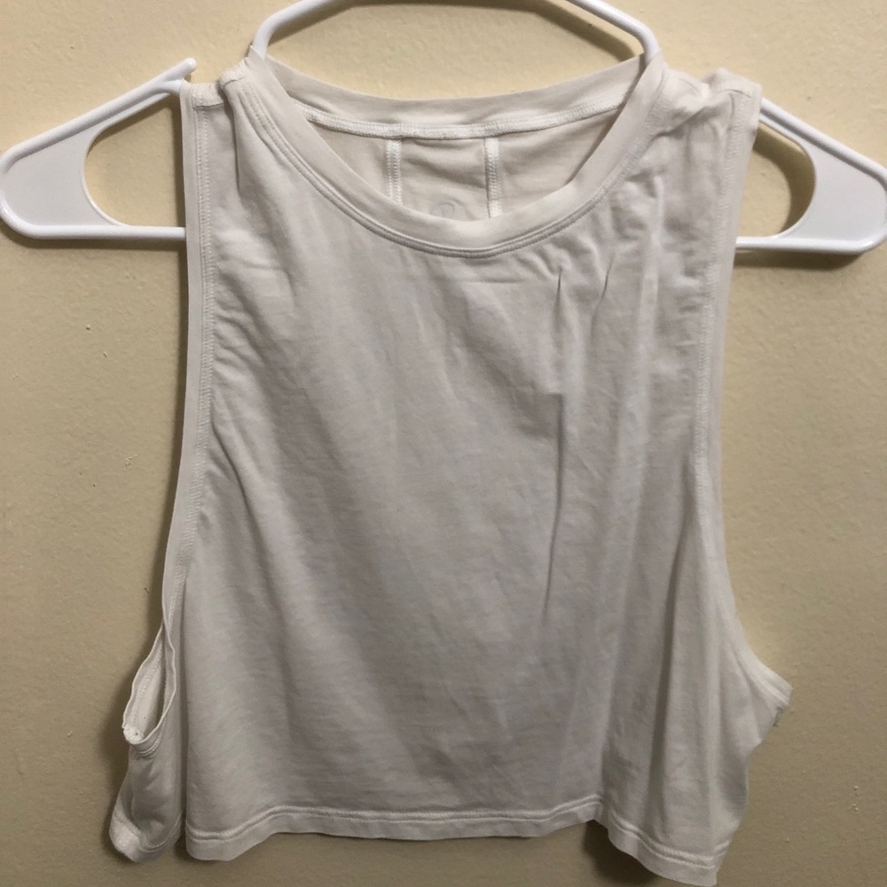 LULULEMON CROP MUSCLE TANK